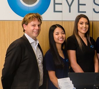 cataract surgeon melbourne